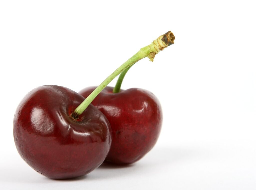 berry, cherries, closeup-1239092.jpg