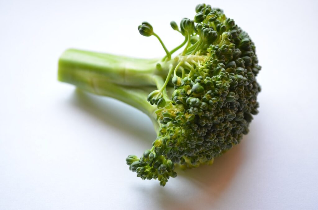 broccoli, vegetables, healthy-389890.jpg
