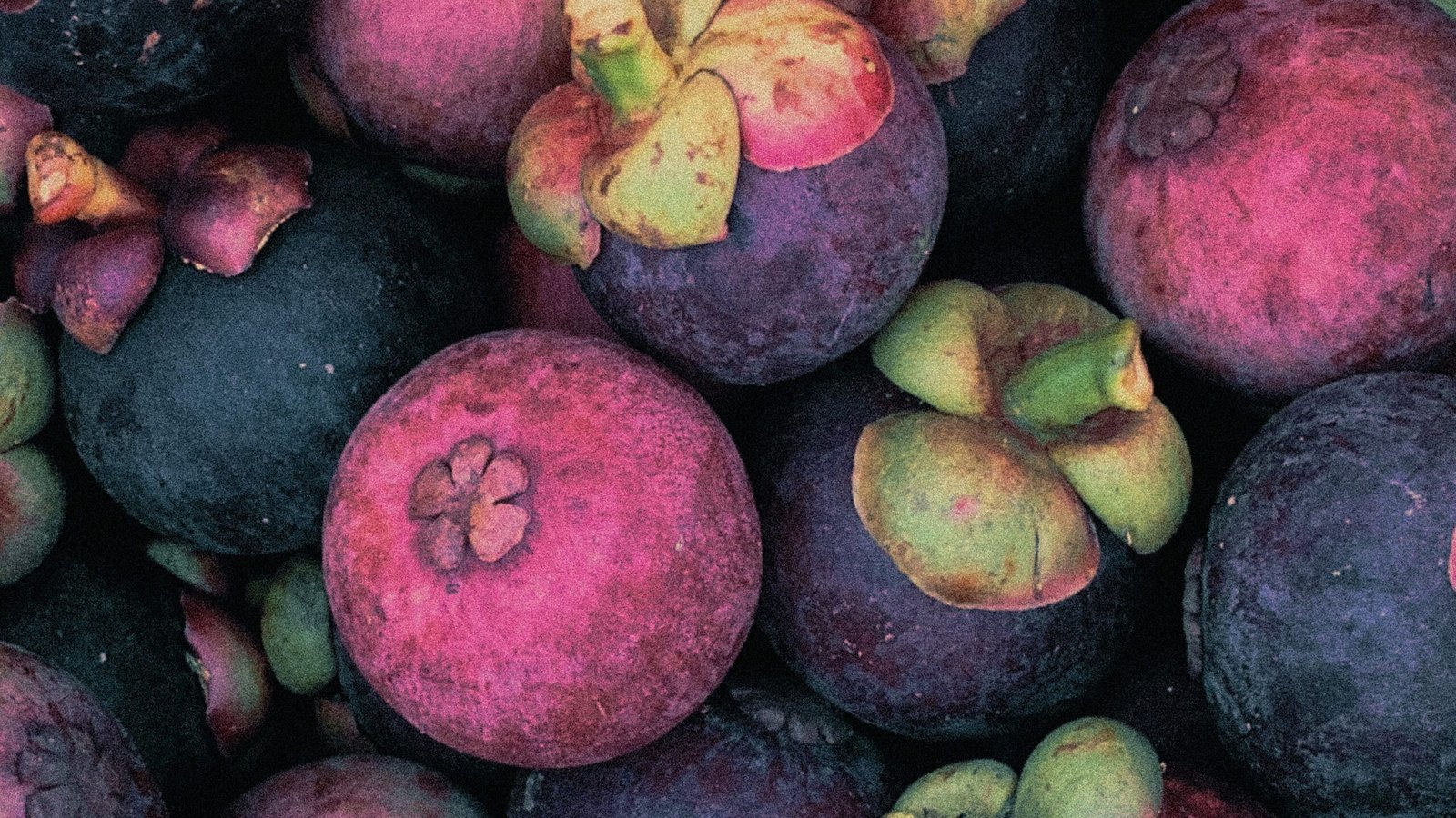 Fruits Named After a Color: 20+ Amazing Fruits