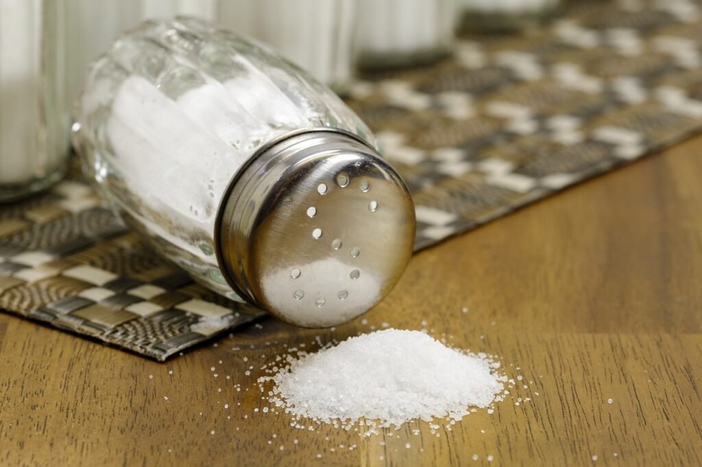 salt, salt shaker, table salt-3285024.jpg